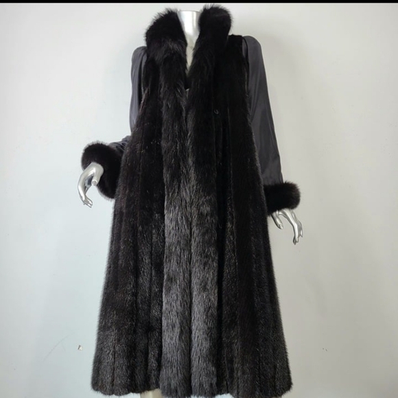 Black Ranch MINK Fur Coat with FOX Fur Trim! - Picture 9 of 12